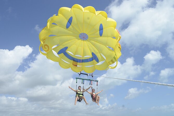 2 in 1 Parasail Cancun and Jet ski - What the $130 price really means