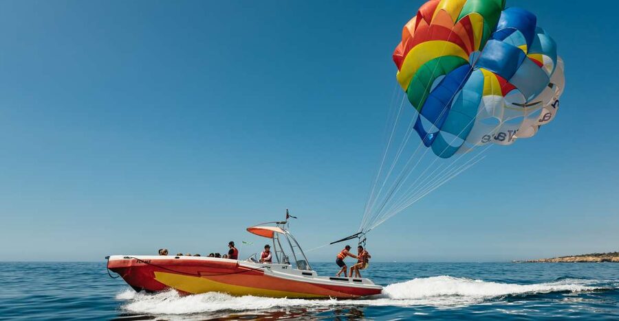 Albufeira: Parasailing Boat Trip - Starting at Albufeira Marina