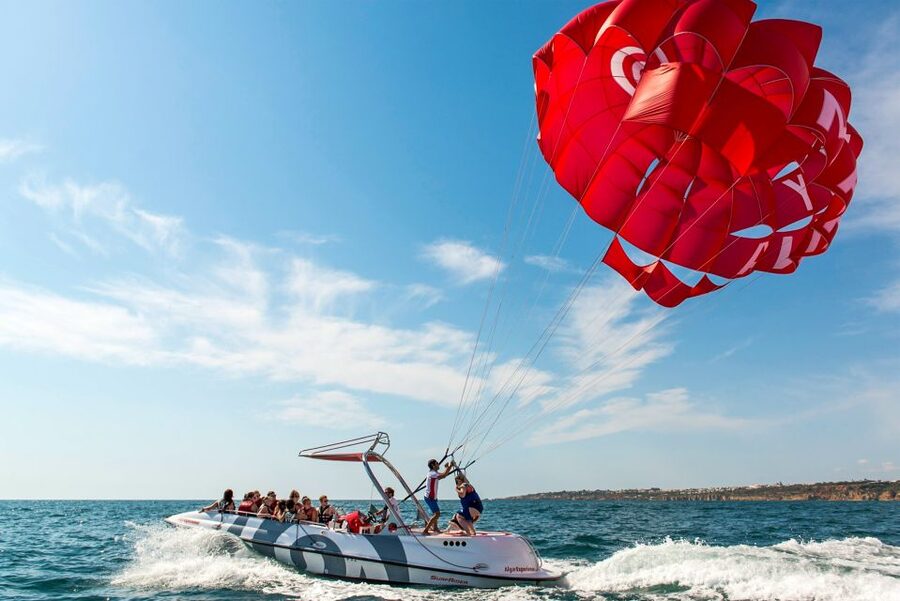 Albufeira: Single, Double or Triple Parasailing Tour - Starting at Albufeira Marina near Belize Café