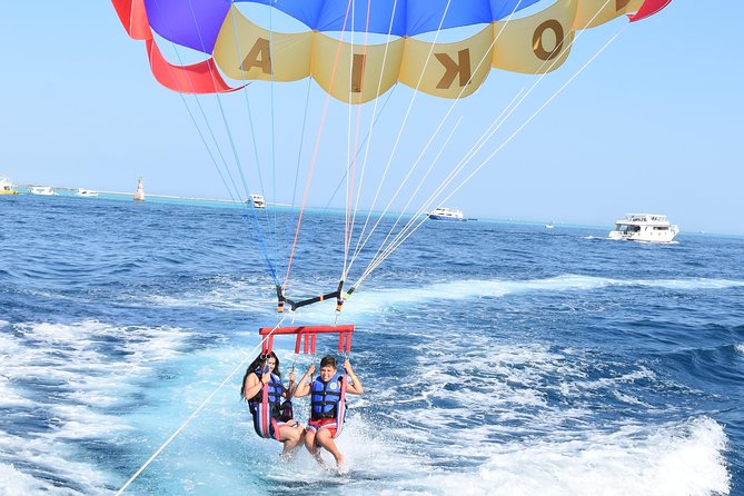 Amazing Parasailing Experience - What this Hurghada parasailing trip is really like
