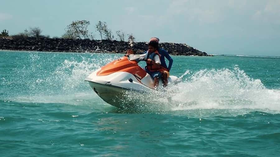 Bali: Sea Walk, Solo Jetski and Parasailing with Pickup - Taking Control Of A Solo Jetski