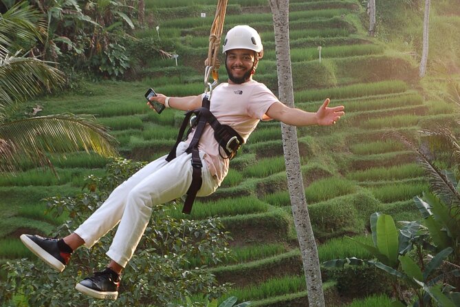 Bali: Zipline + Watersport Trio (Jetski, Parasailing, BananaBoat) - Banana boat laughs with friends and family