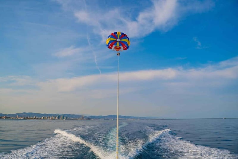 Barcelona: Parasailing magic flight and views above the sea - What this Barcelona parasailing trip is really like