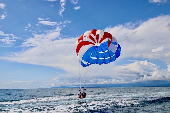 Boat Parasailing with Aguas Azules - Marina Pez Vela and the boat ride