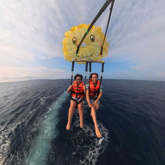 Boracay: Parasailing Adventure with Insta 360-Degree Camera - Returning by boat to Station 1