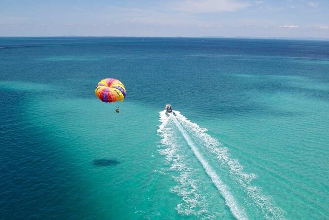 Boracay Parasailing Experience - Photos and video for a lasting record