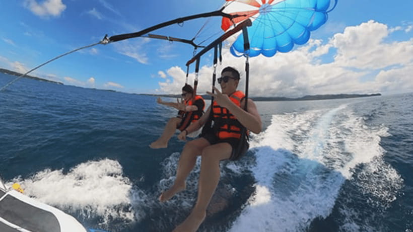 Boracay Parasailing with Insta 360 - What the Insta360 camera adds