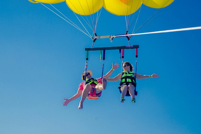 Cancun Adventure: Reef Snorkeling & Parasailing Experience - Two hours among reefs, fish, turtles, and a shipwreck