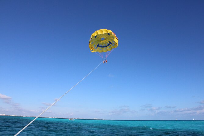 Cancun Fly and Swim Parasailing and Snorkeling Combo Tour - The 10-minute parasail flight at 260 feet
