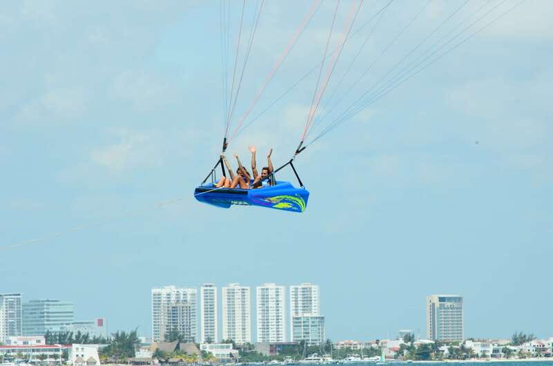 Cancún: Skyrider Parasailing Experience - Safety instructions before takeoff