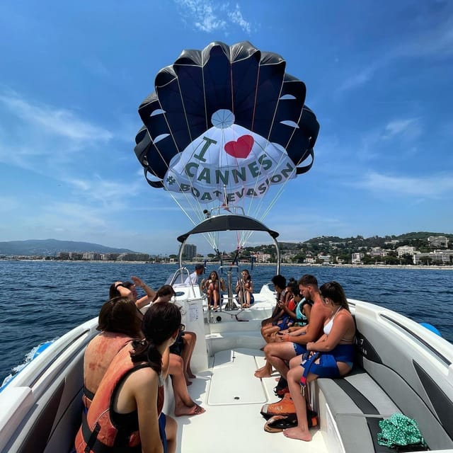 Cannes: Parasailing Experience for Couples, Family & Friends - Should you book Cannes parasailing?