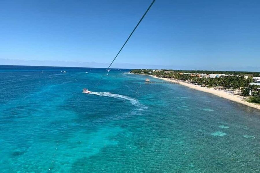 Cozumel: Best Parasailing Experience + Locker - Fifteen minutes above Cozumel