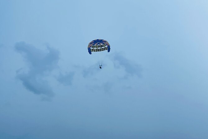 Customized Parasailing & JET-SKI - The Jet Ski session begins with a test run