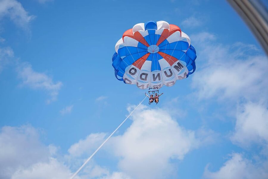 Dénia: Boat Trip & Parasailing Experience with Sunset Option - Who should choose this Dénia activity