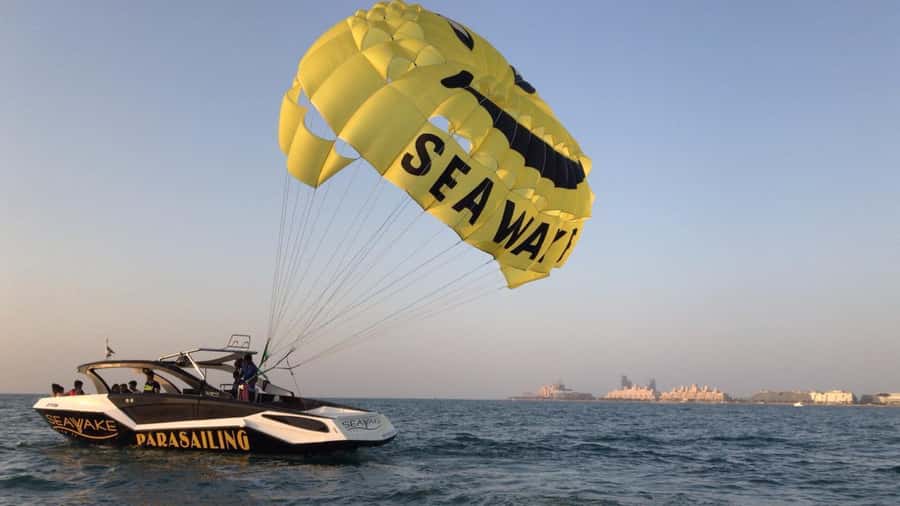 Dubai Jumeirah Parasailing adventure with breathtaking views - Cruising past Palm Jumeirah and JBR