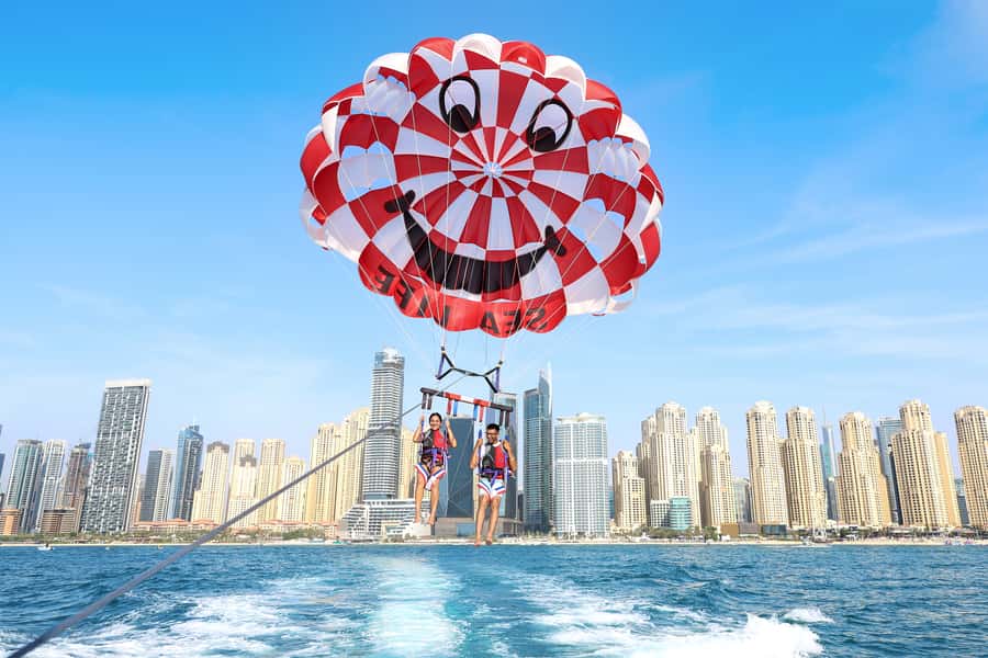 Dubai: Palm View and JBR View Parasailing Experience - Safety, instructors, and the human side