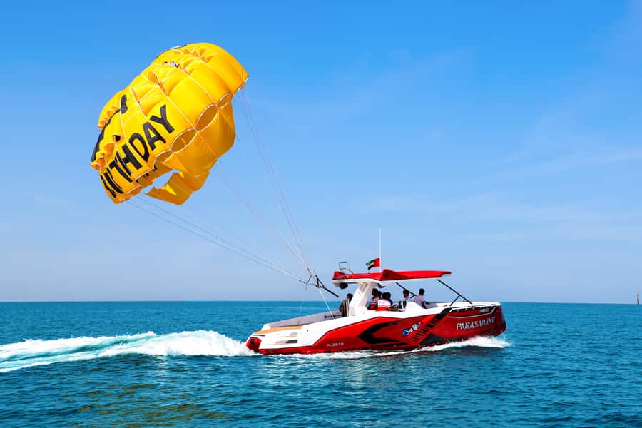 Dubai: Parasailing with Happy birthday Parachute JBR & Palm - Key points to know before booking