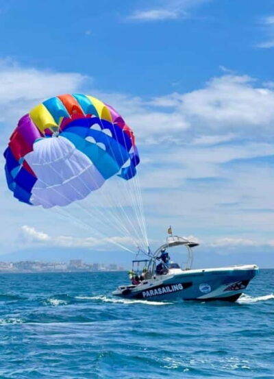Best luxury parasailing in Fuengirola