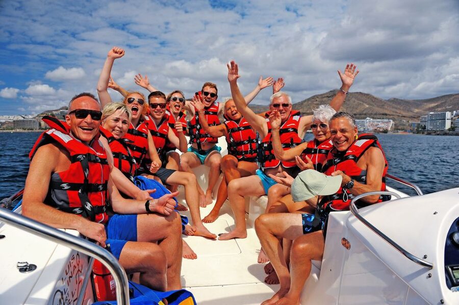Gran Canaria: 1 to 3 Person Parasail over Anfi Beach - Who will enjoy this most