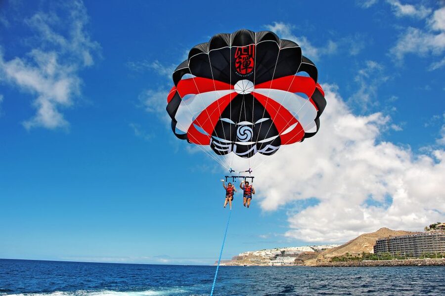 Gran Canaria: 1 to 3 Person Parasail over Anfi Beach - Staff, safety, and the practical details