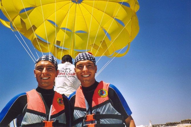 Hurghada: Parasailing Adventure with Hotel Pickup - Ten to fifteen minutes above the Red Sea