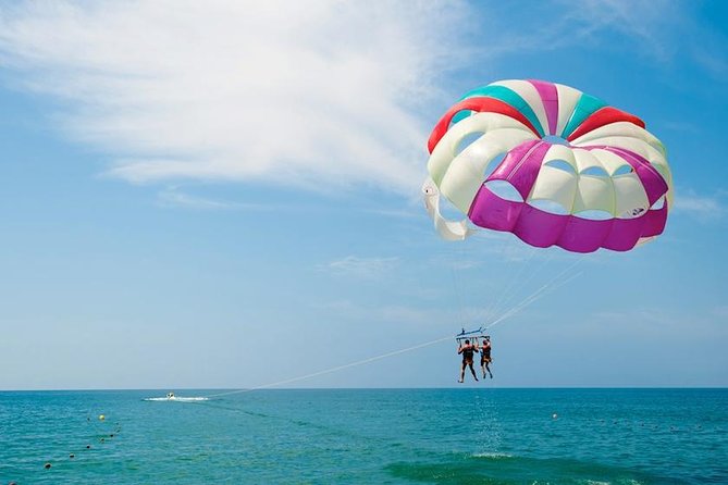 Ile aux Cerf: Speed boat with Parasailing & Tube Riding and Lunch - Barbecue lunch at Islet Margenie