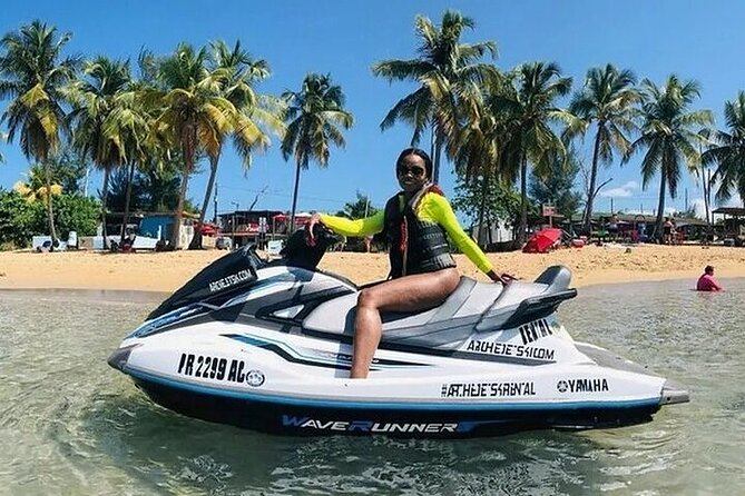 Jetski and Parasailing w/ Entry & Private Transportation - What the jet ski portion adds