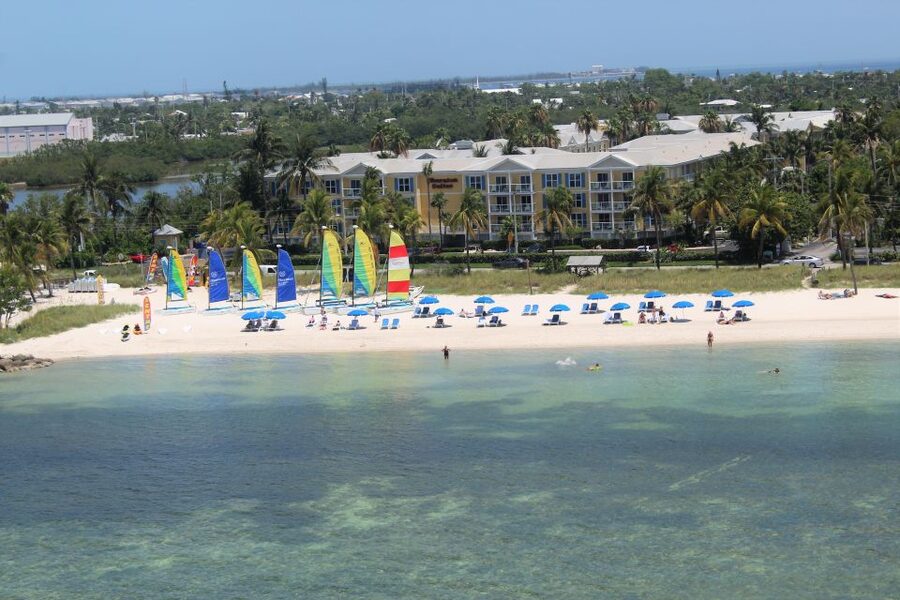 Key West: All-Day Watersports Beach Pass With Parasailing - Paddleboards, windsurfing, and tubing