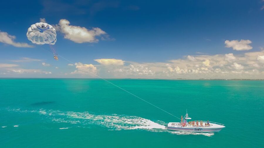 Key West: Parasailing Above the Island Paradise - The crew makes a big difference
