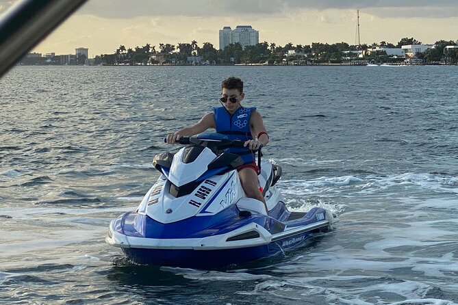 Key West: Water Sports Adventure includes Jetski, Parasail, Snorkel & Waterpark - Banana boats, kayaks, and paddle boards fill the gaps