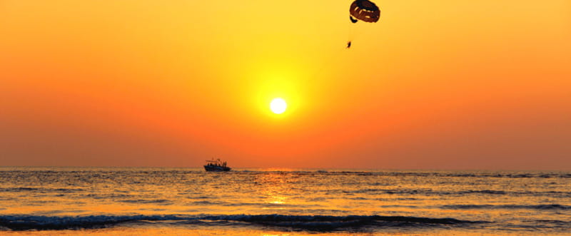 Los Cabos: Parasailing by Speedboat - Taking off from Cabo San Lucas Marina