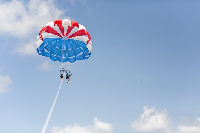 Luxury Parasailing Experience in Hurghada - The speedboat ride adds more than transport