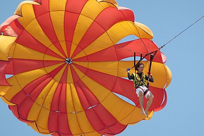 Luxury Parasailing Experience in Hurghada - What the 1 hour 30 minute outing really includes