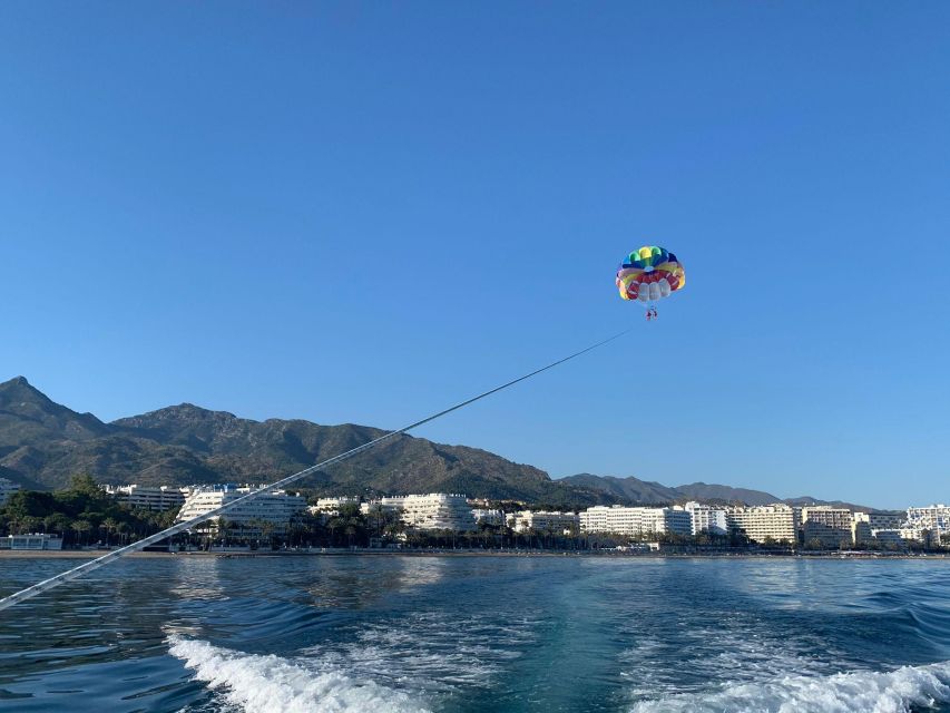 Marbella from the heights: Parasailing - Meeting Aquatime at Marbella Port