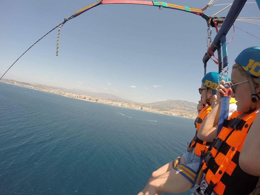Marbella: Parasailing Flight from Puerto Banus - Meeting the crew at Puerto Banus Pier 3