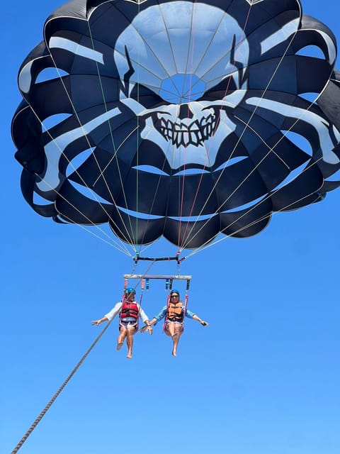 Marbella: Parasailing Flight from Puerto Banus - Conditions, clothing, and practical preparation