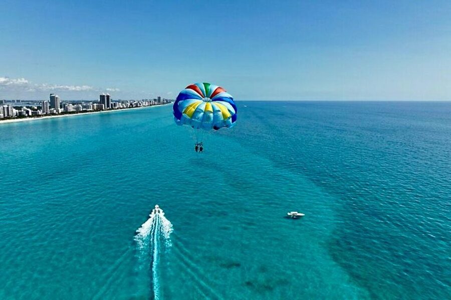 Miami Beach: Parasailing Boat Tour in South Beach - Taking off from South Beach