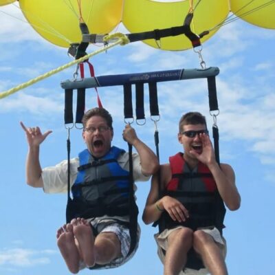 Newport: Island Style Parasail Experience
