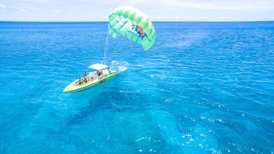 Oahu: Parasail on Maunalua Bay with Diamond Head Views - Practical planning before you book