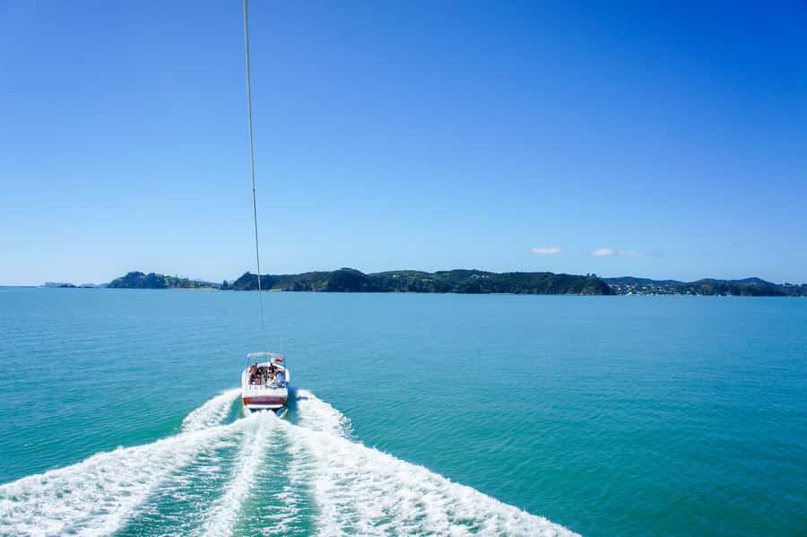 Paihia: Bay of Islands Parasailing Flight - Twelve minutes above the Bay of Islands