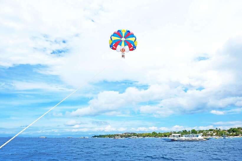 Panglao: Solo or Tandem Parasailing Experience near Alona - What the view is really worth