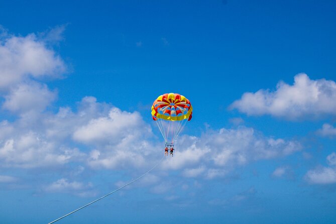 Parasailing and Photography Session Experience - Why the small group and friendly crew matter