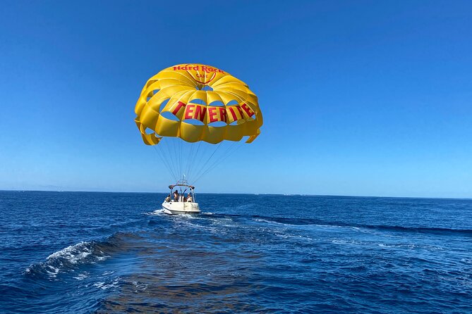 Parasailing flights on the coast of Adeje in Tenerife - Costa Adeje from the air