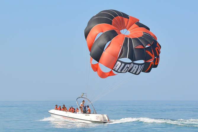 Parasailing from Vilamoura - The price and the confusing spectator wording