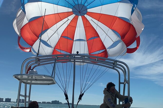 Parasailing in Clearwater Beach - Takeoff from the back of the boat