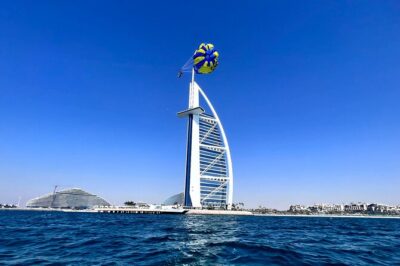 Parasailing in Dubai – Burj Al Arab View