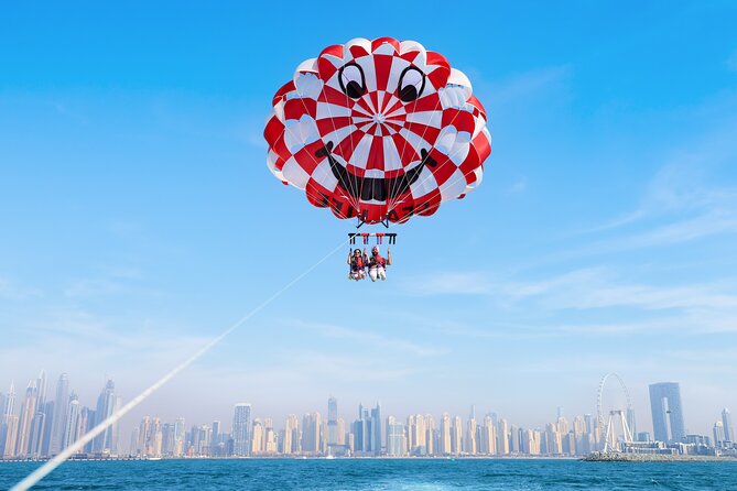 Parasailing in Dubai with Palm Jumeirah and JBR Beach views - Key points to know before you go