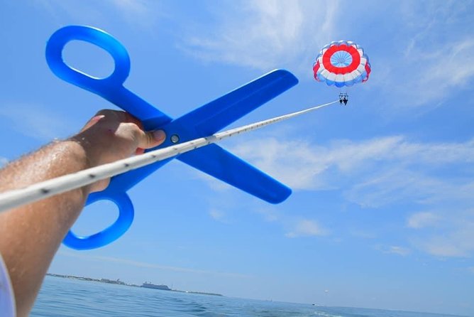 Parasailing in Key West at Smathers Beach - Who will enjoy this most