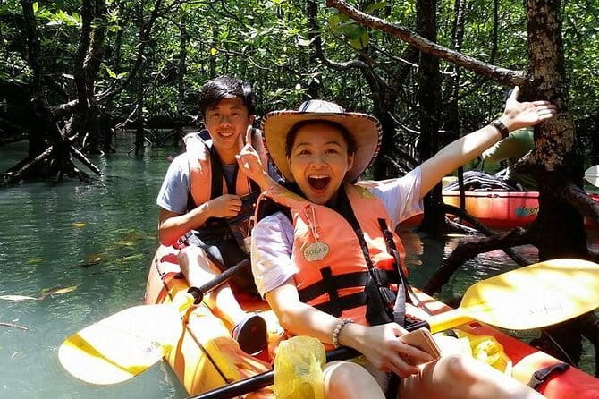 Parasailing in Langkawi - Who will enjoy this most?