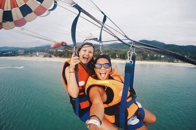 Parasailing in Langkawi - The boat ride and launch
